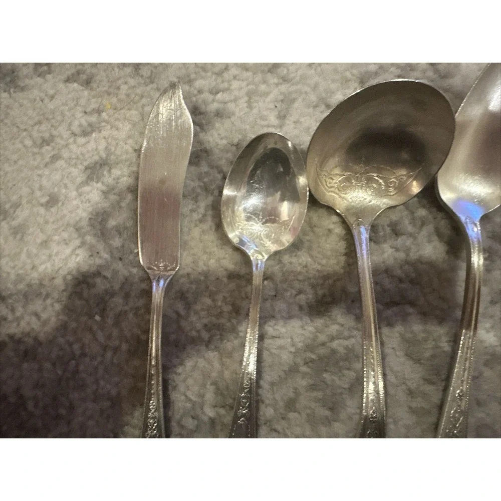 6 Pieces Community HAMPTON COURT (1928) SERVING PIECES serving Spoon Knife Ladle